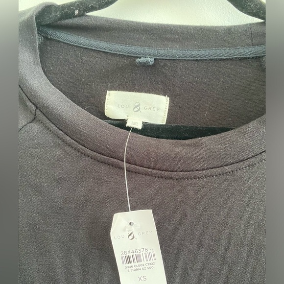 Lou & Grey Black Signaturesoft Sweatshirt Size XS New With Tag - Picture 6 of 11